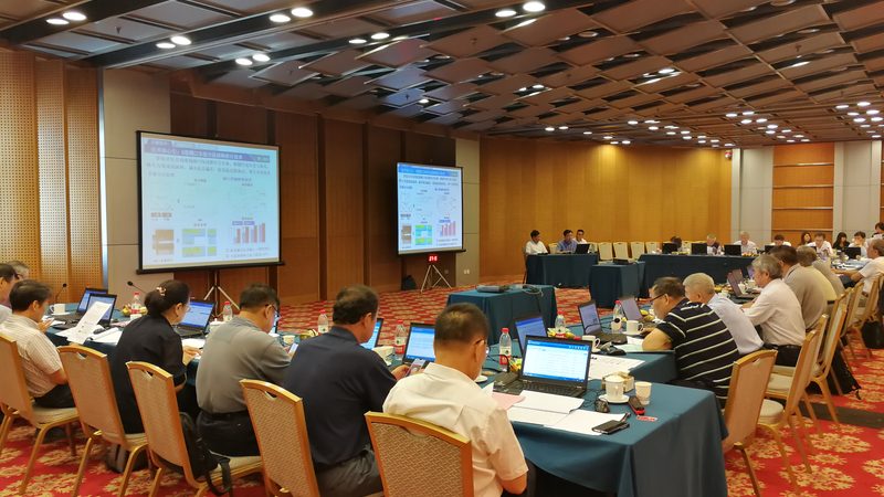 气动元件与液压元件：工作原理与适用场景解析